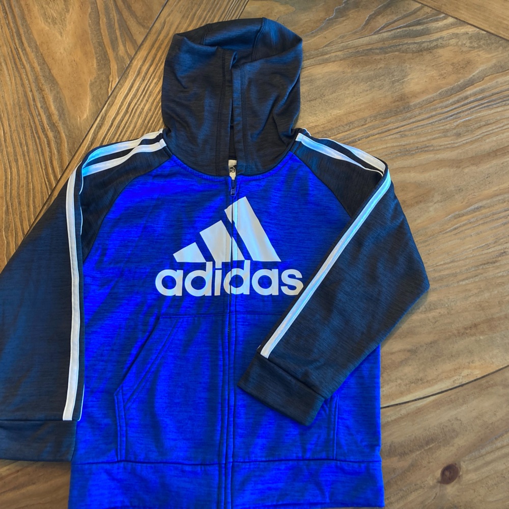 Adidas jacket size 6 EUC